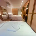 Setai Yacht Luxxor - By Almare Flats